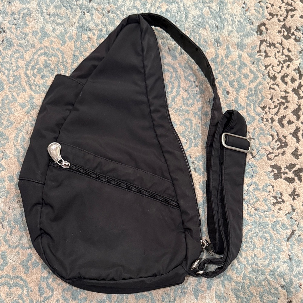 Ameribag healthy back Black Sling Bag